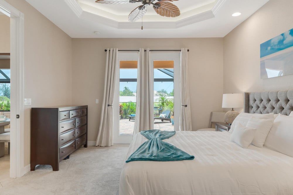 Cape Coral 738
