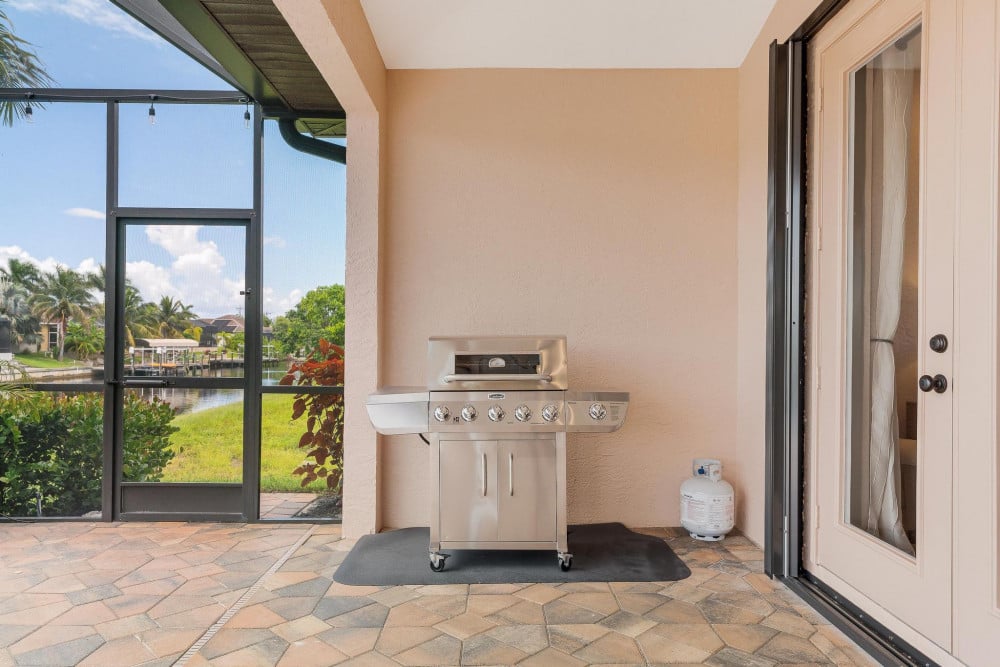 Cape Coral 738