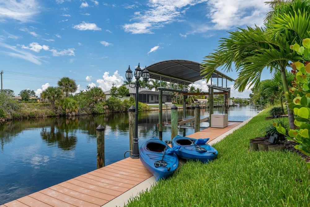 Cape Coral 738