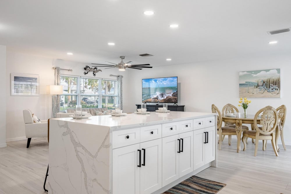 Cape Coral 748