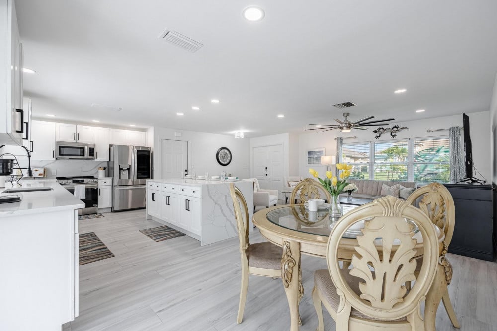 Cape Coral 748