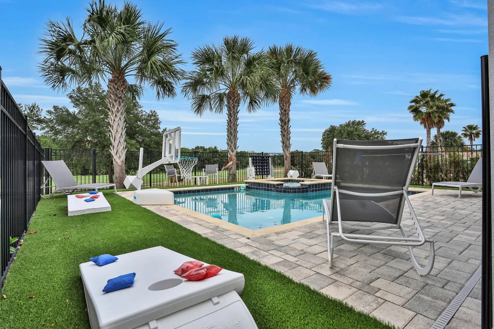 Reunion Resort 32