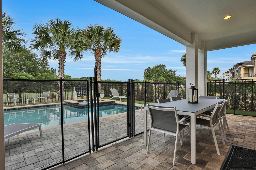 Reunion Resort 32