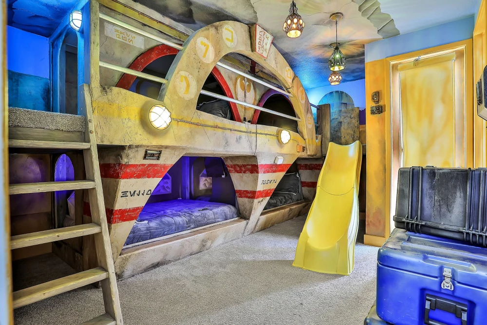 Reunion Resort 32