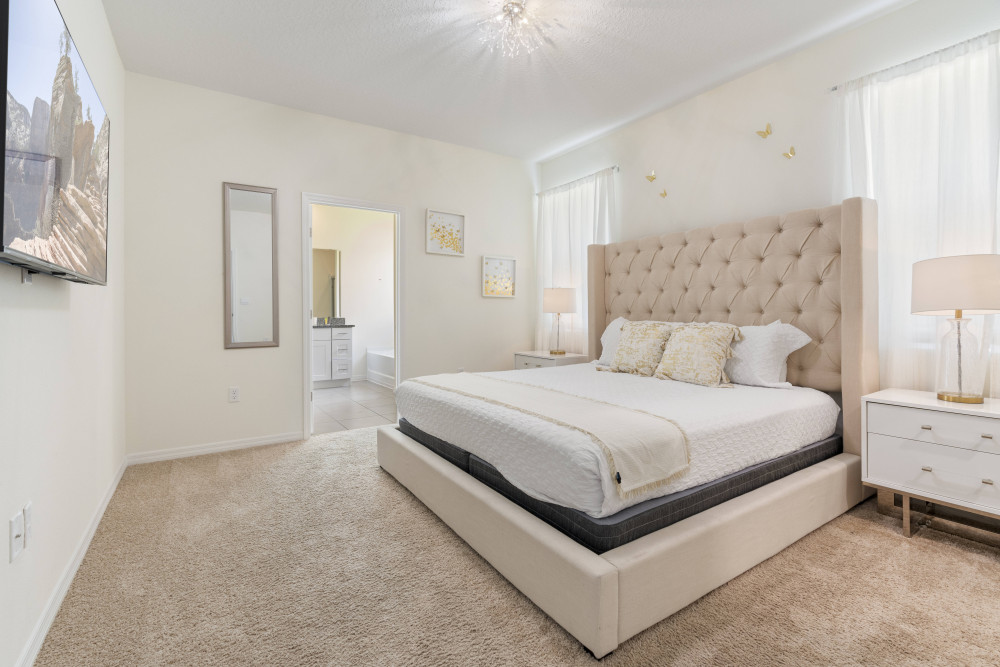 Solterra Resort 774