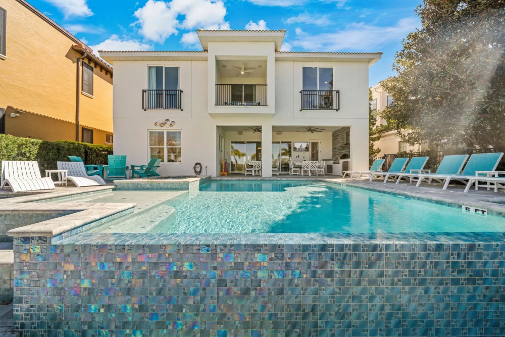 Reunion Resort 35