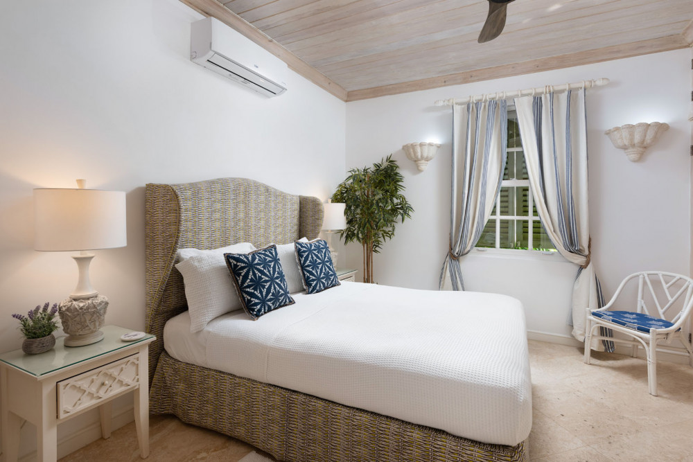 Beacon Hill 202 - Moonshadow