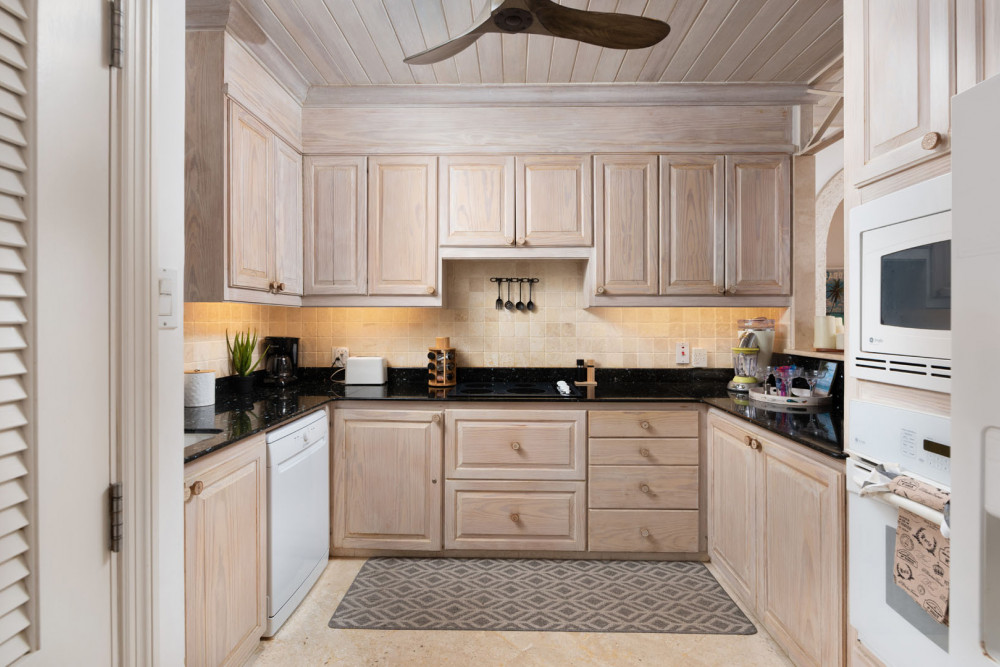 Beacon Hill 202 - Moonshadow