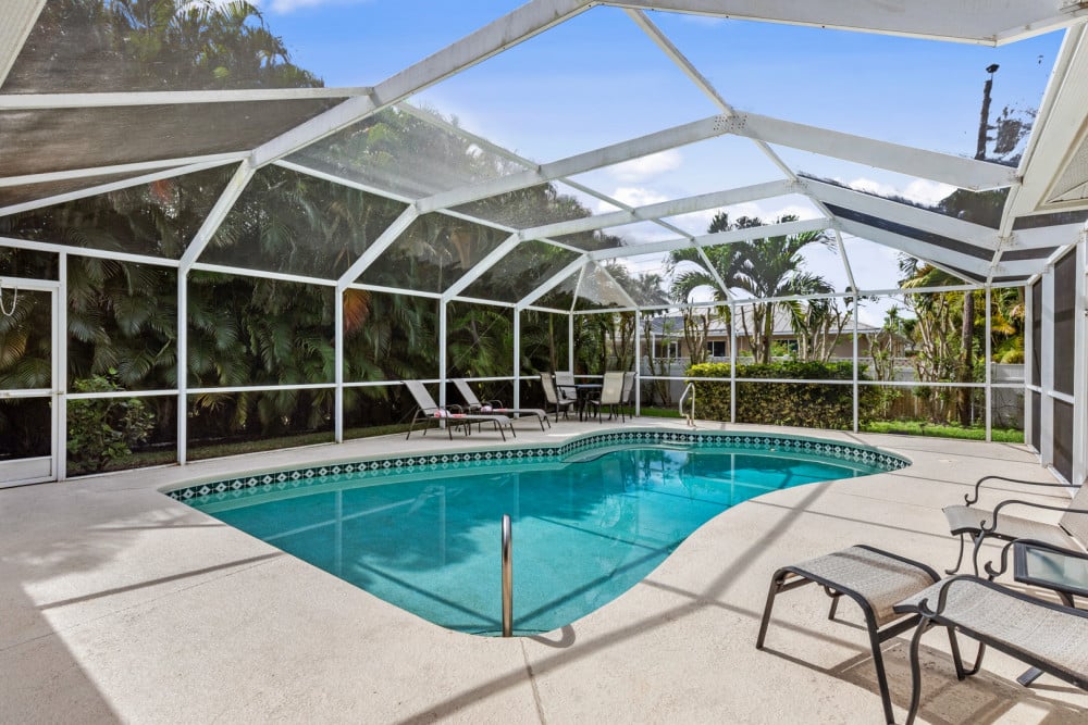 Cape Coral 819