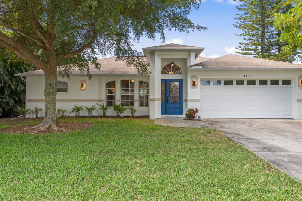 Cape Coral 819
