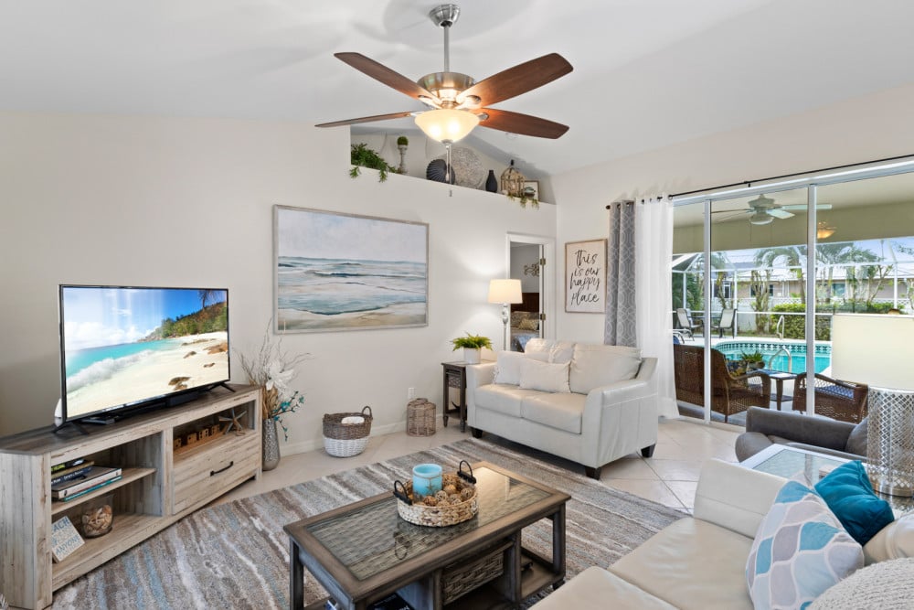 Cape Coral 819
