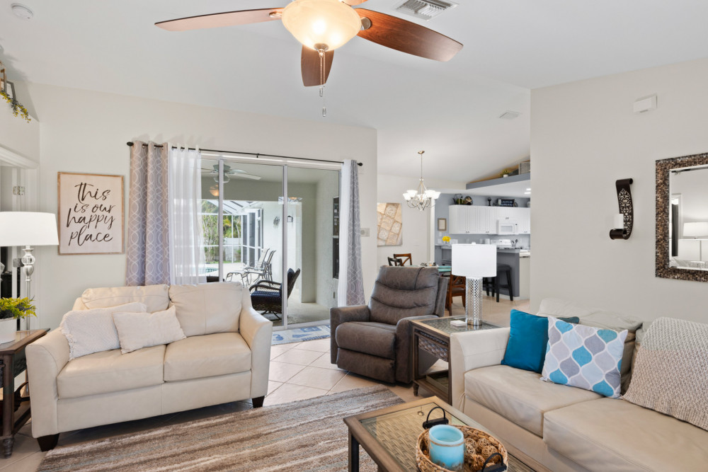 Cape Coral 819