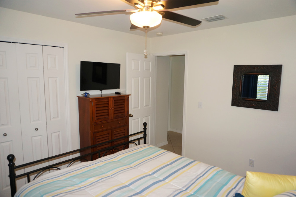 Cape Coral 819