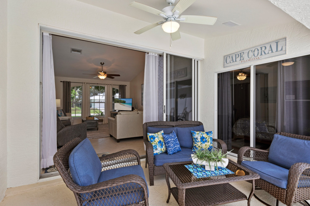 Cape Coral 819