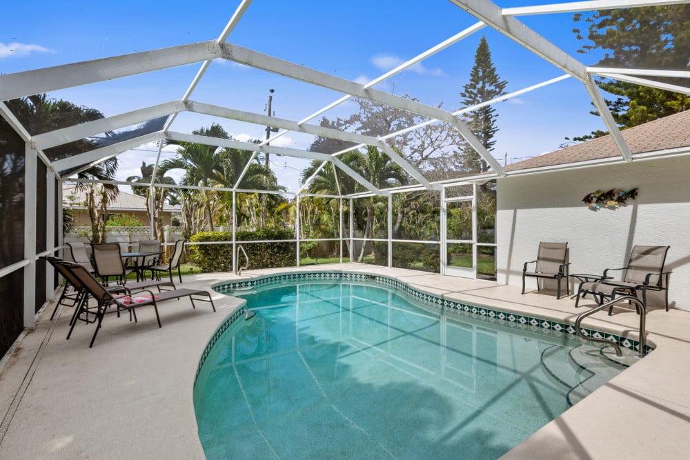 Cape Coral 819