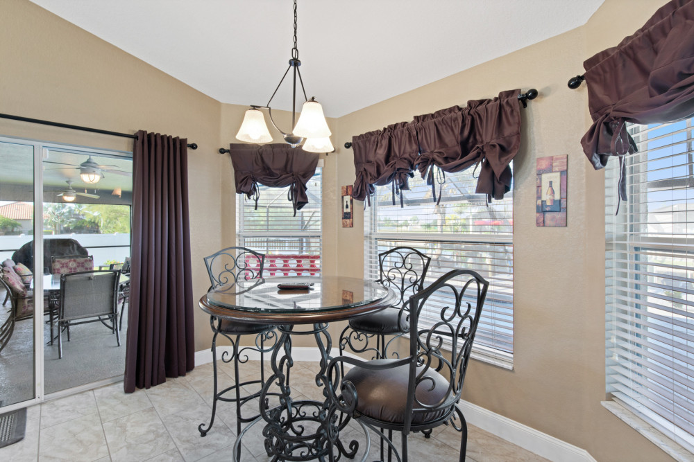 Cape Coral 817