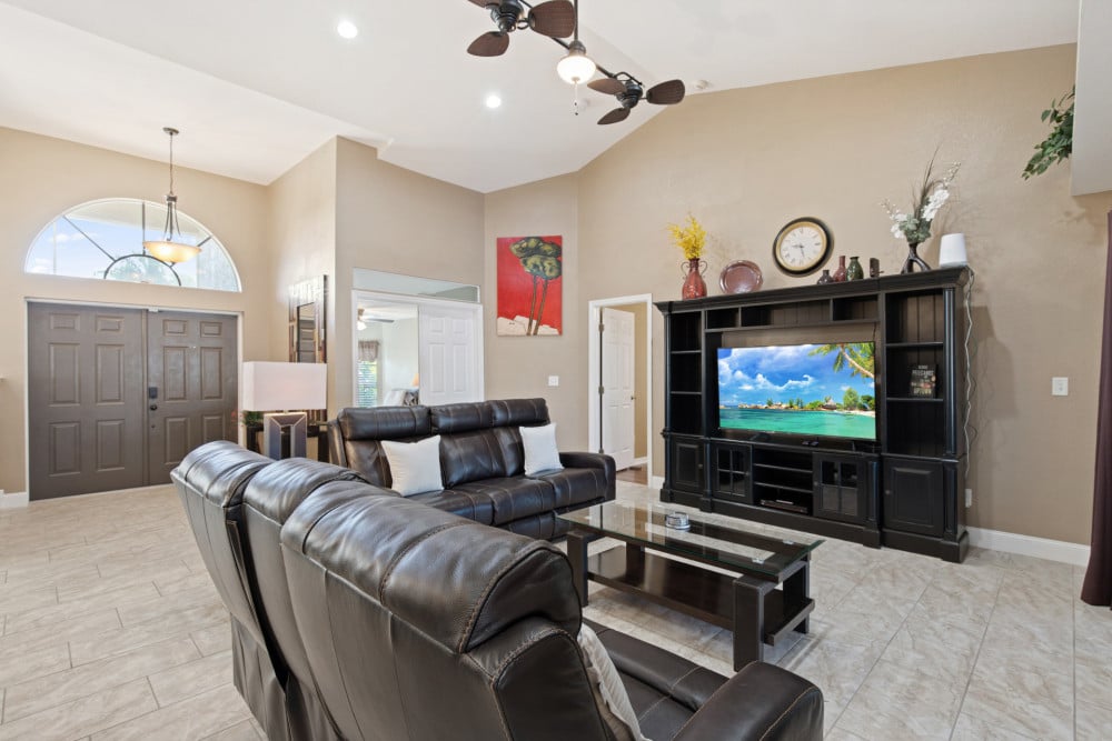 Cape Coral 817