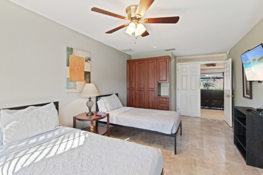 Cape Coral 817