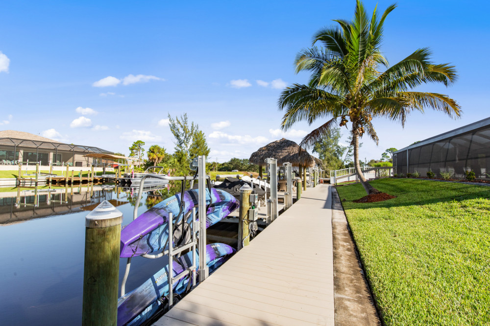 Cape Coral 817