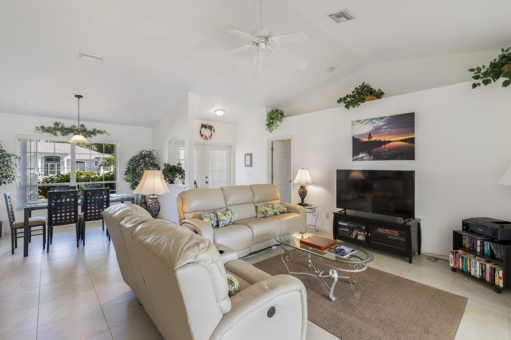Cape Coral 805