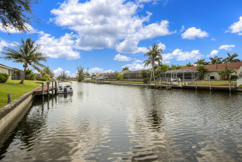 Cape Coral 805