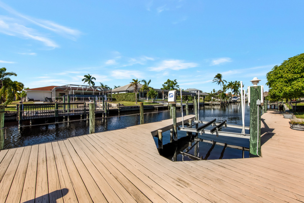 Cape Coral 803
