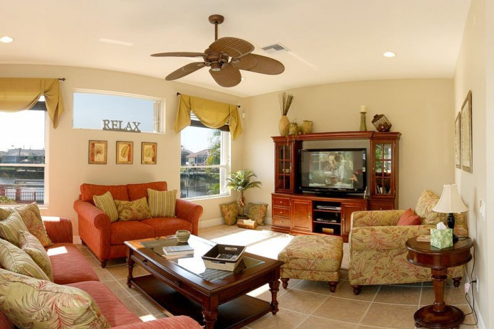 Cape Coral 801