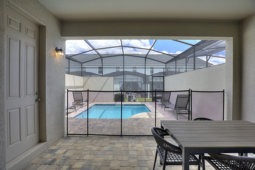 Solara Resort 440