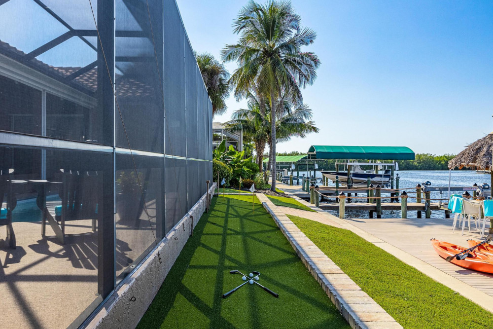 Cape Coral 760