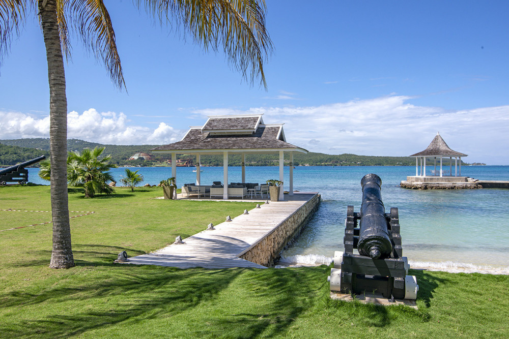 A Summer Place on the Beach