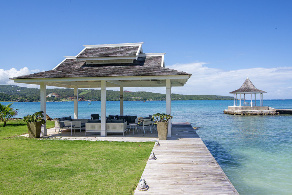 A Summer Place on the Beach