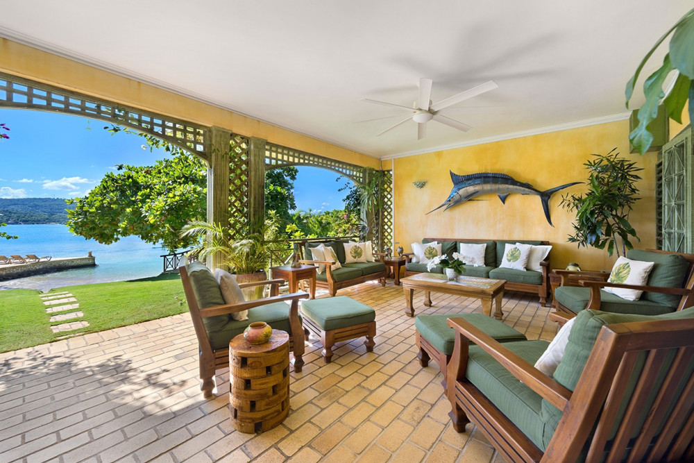 Keela Wee on the Beach