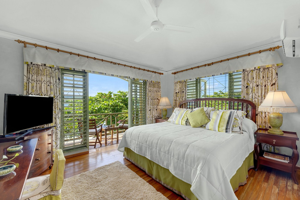 Keela Wee on the Beach