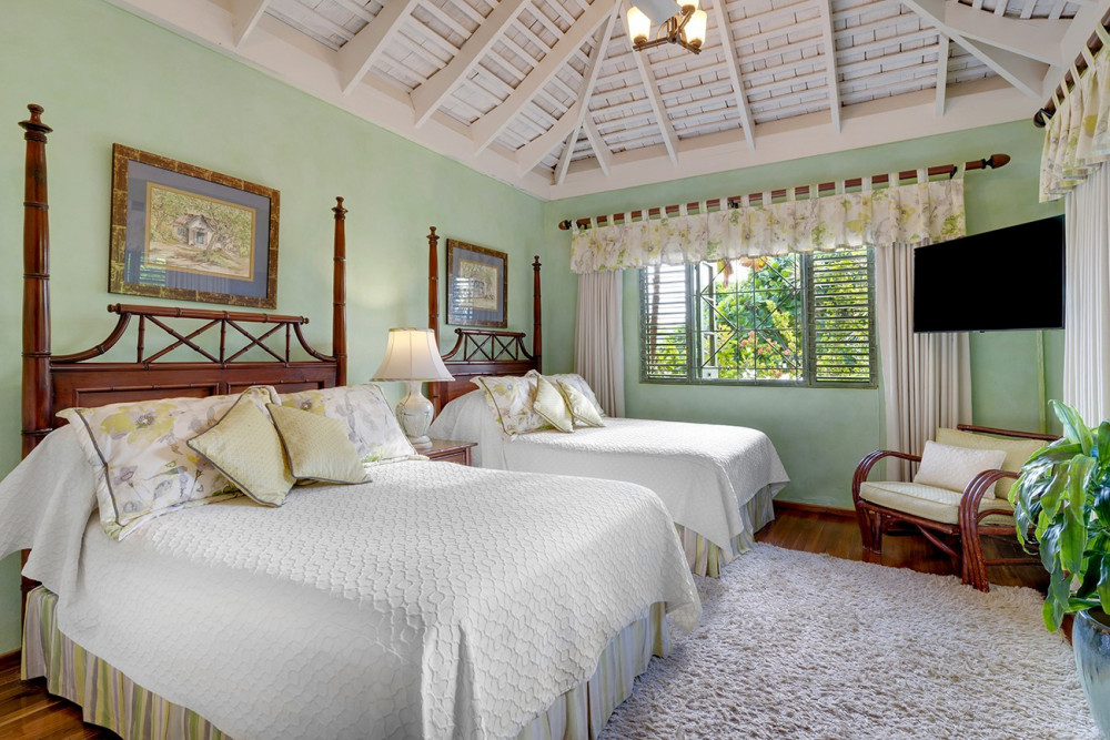 Keela Wee on the Beach