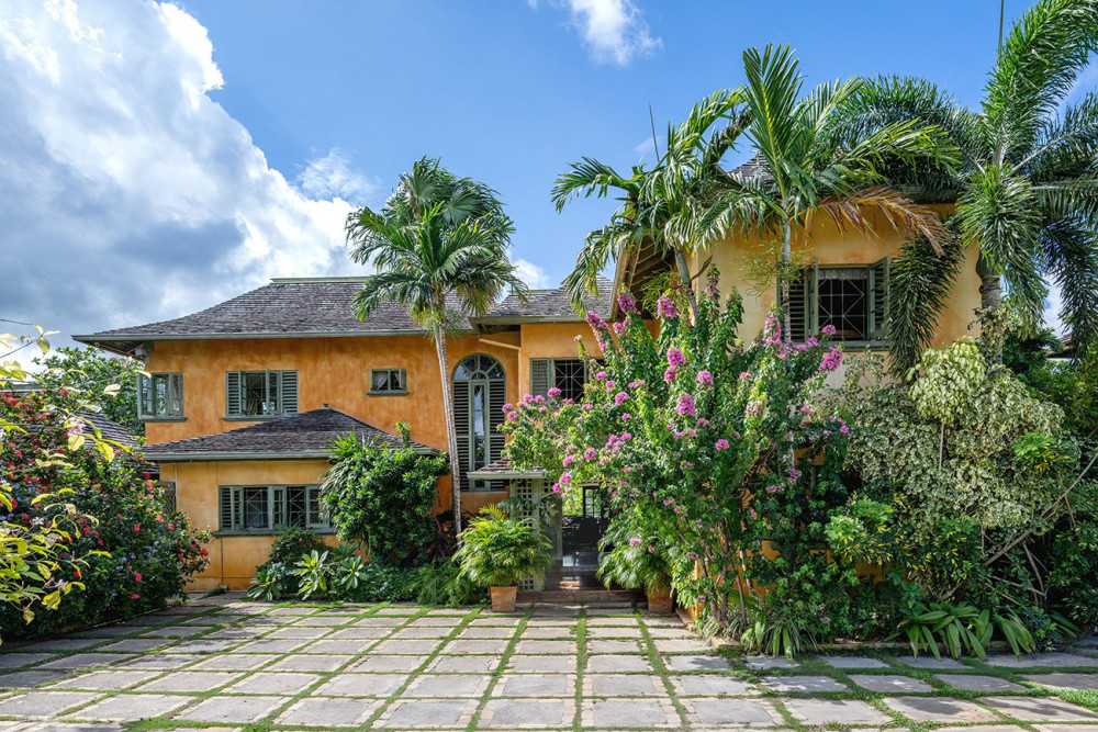 Keela Wee on the Beach