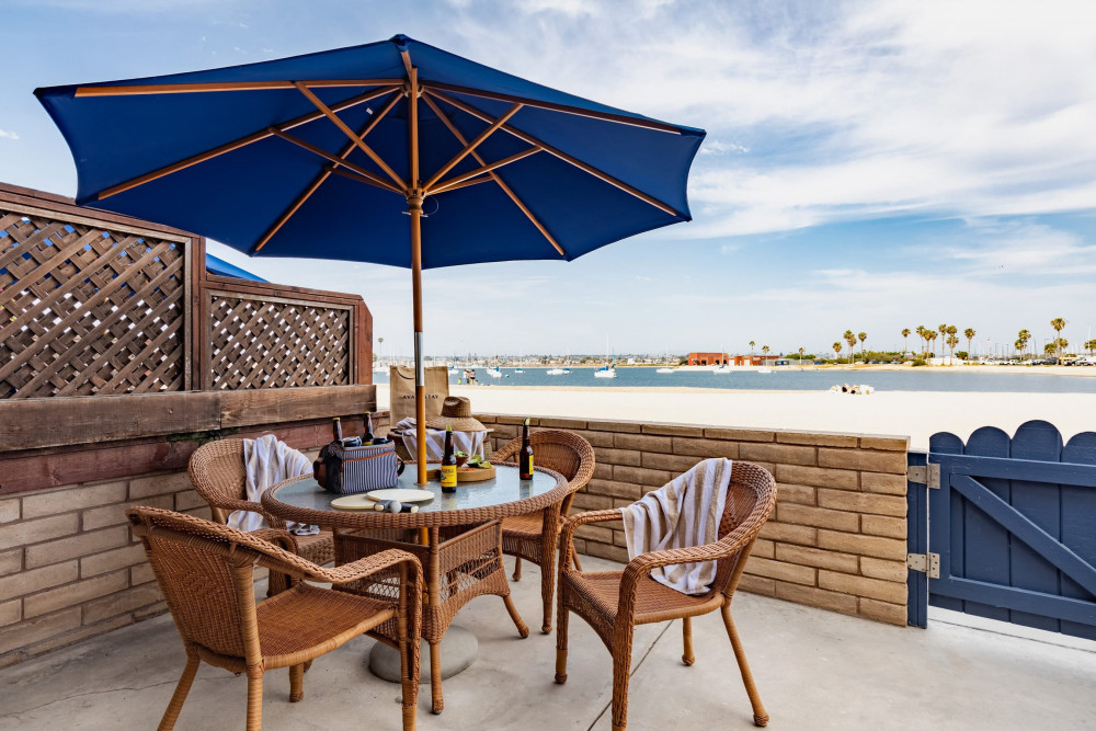 Mission Beach 115