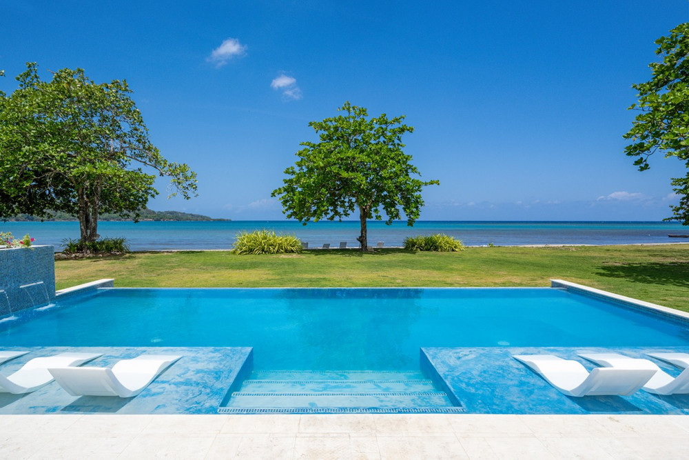 Noble House on the Beach