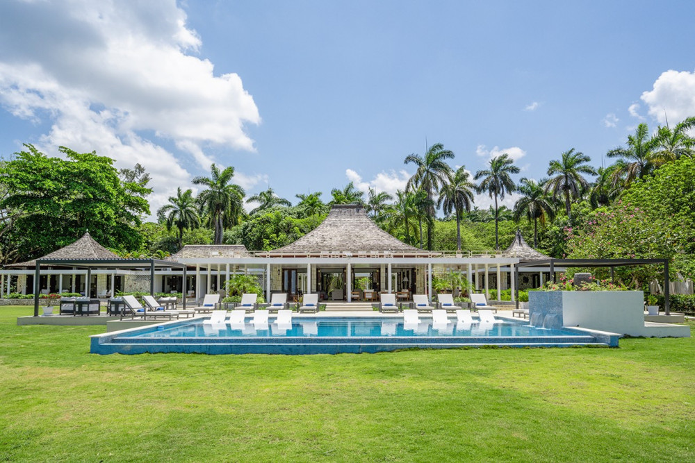 Noble House on the Beach