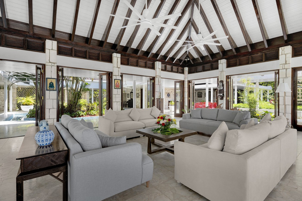 Noble House on the Beach