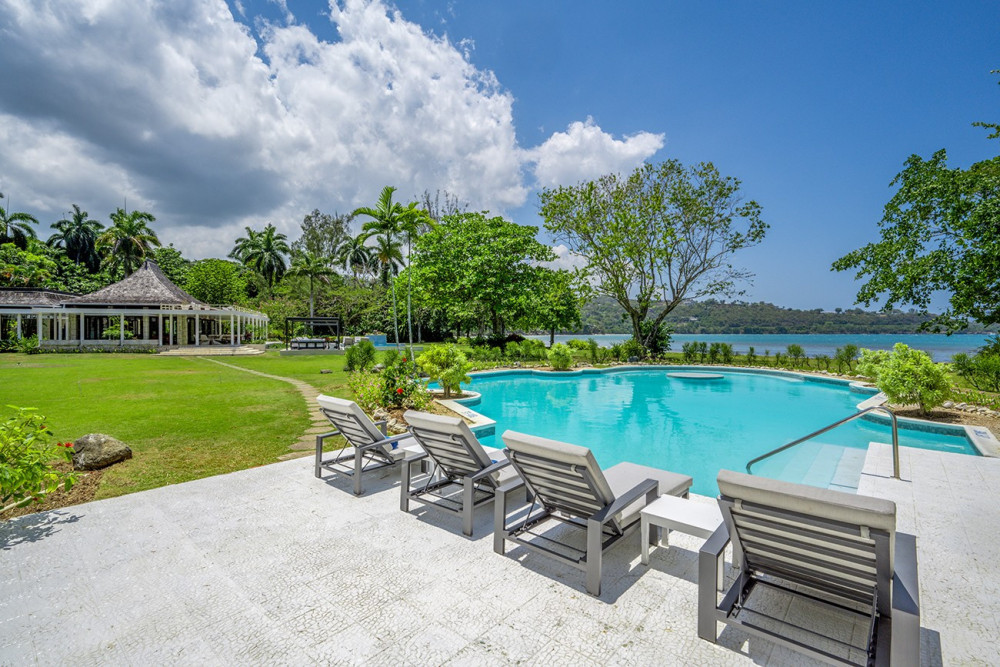 Noble House on the Beach