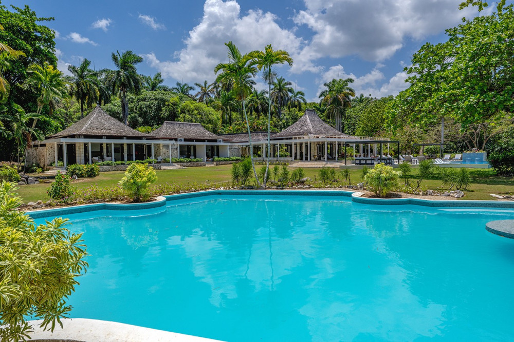 Noble House on the Beach