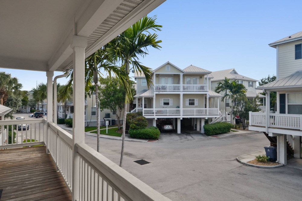Key West 63