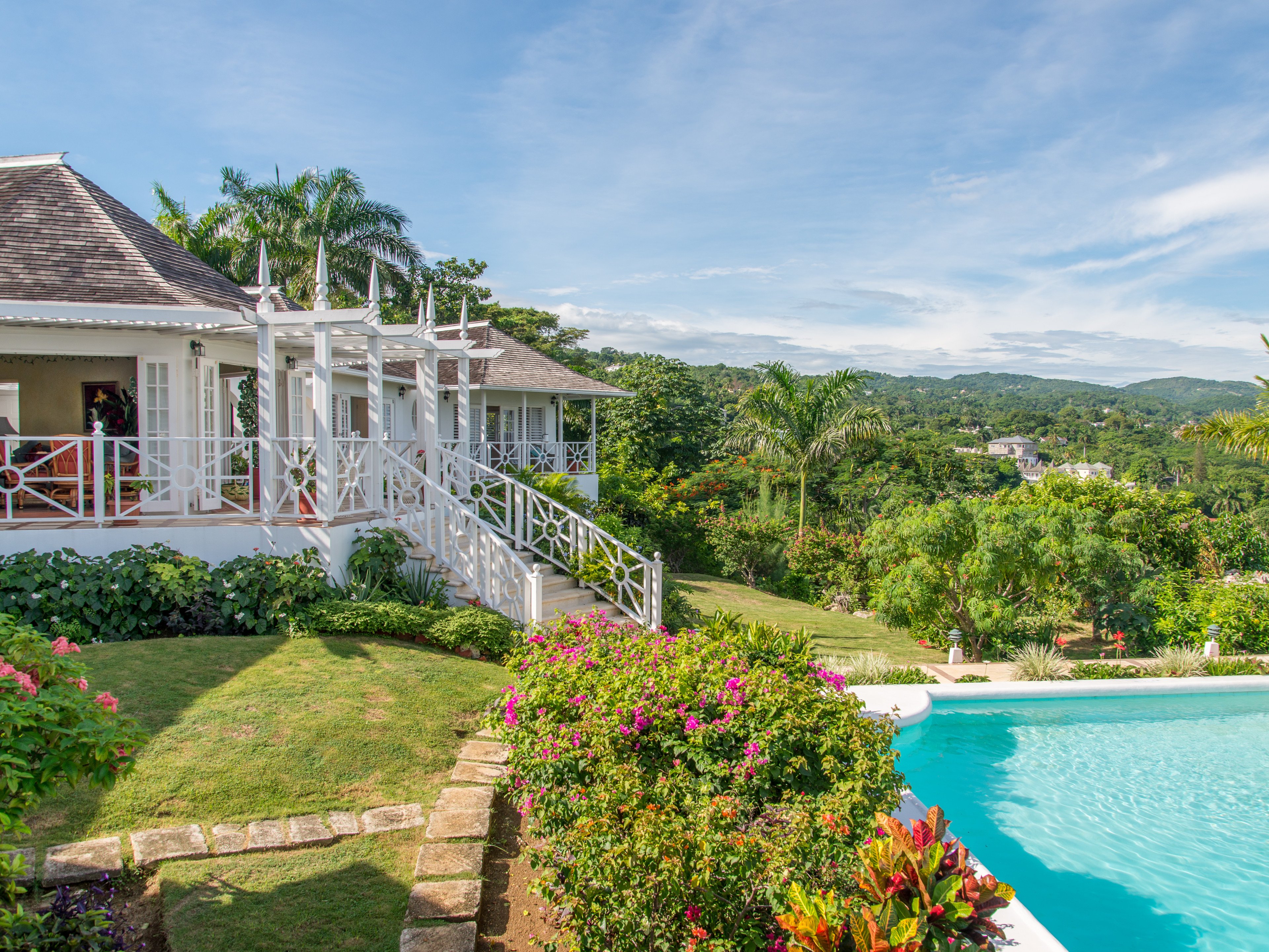 Cliffside Cottage Villas In Montego Bay Jamaica