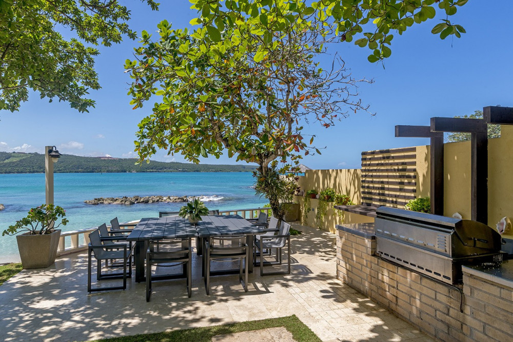 Sugar Bay on the Beach