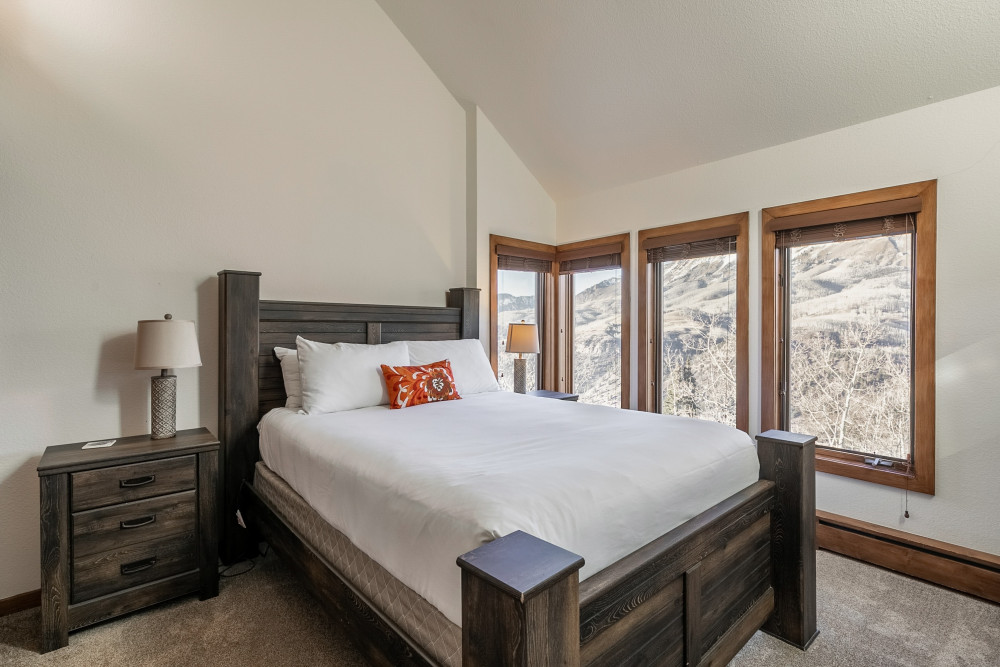 Mountain Village 18