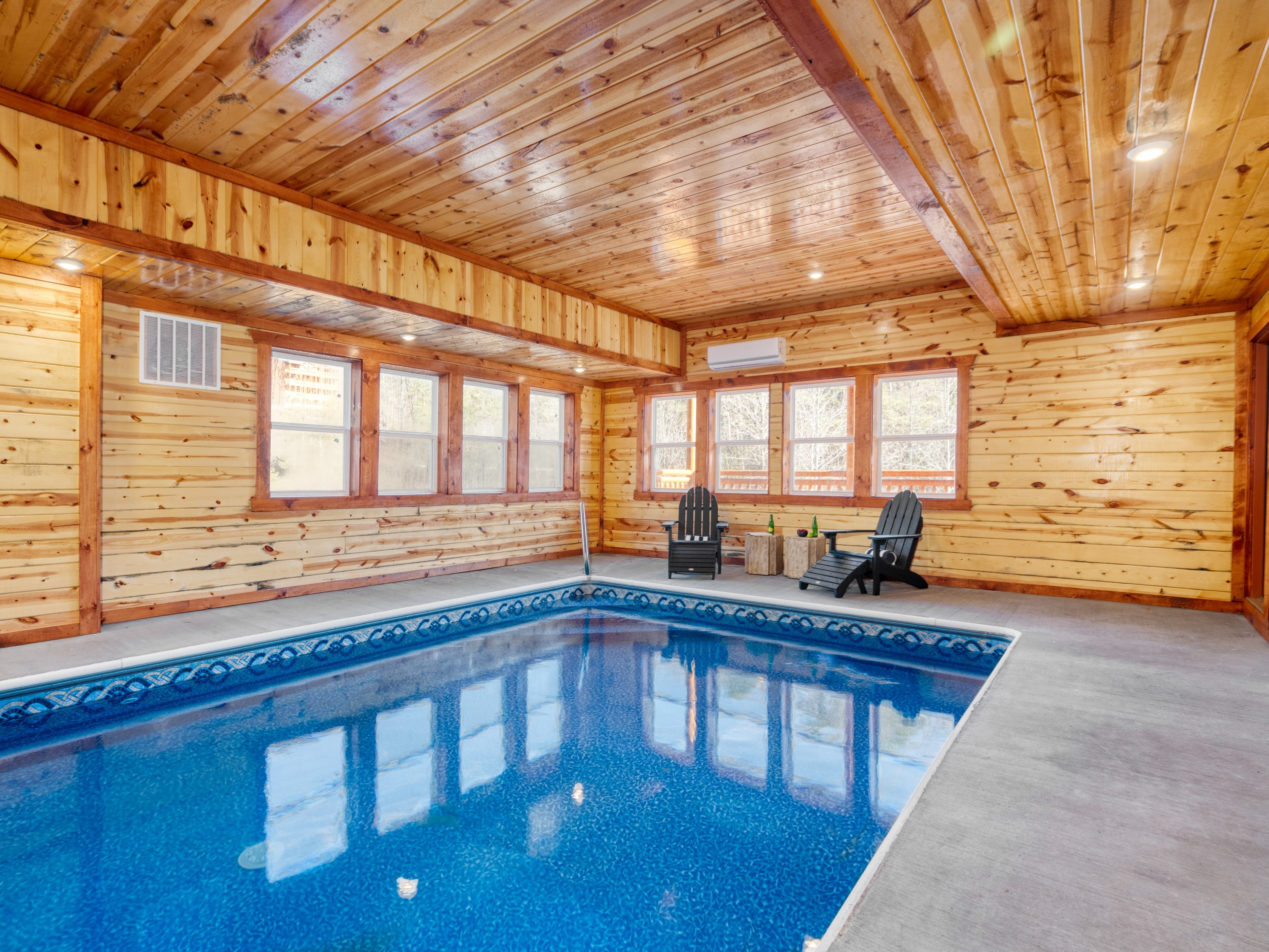 Wears Valley 26 cabins near Dollywood with pools