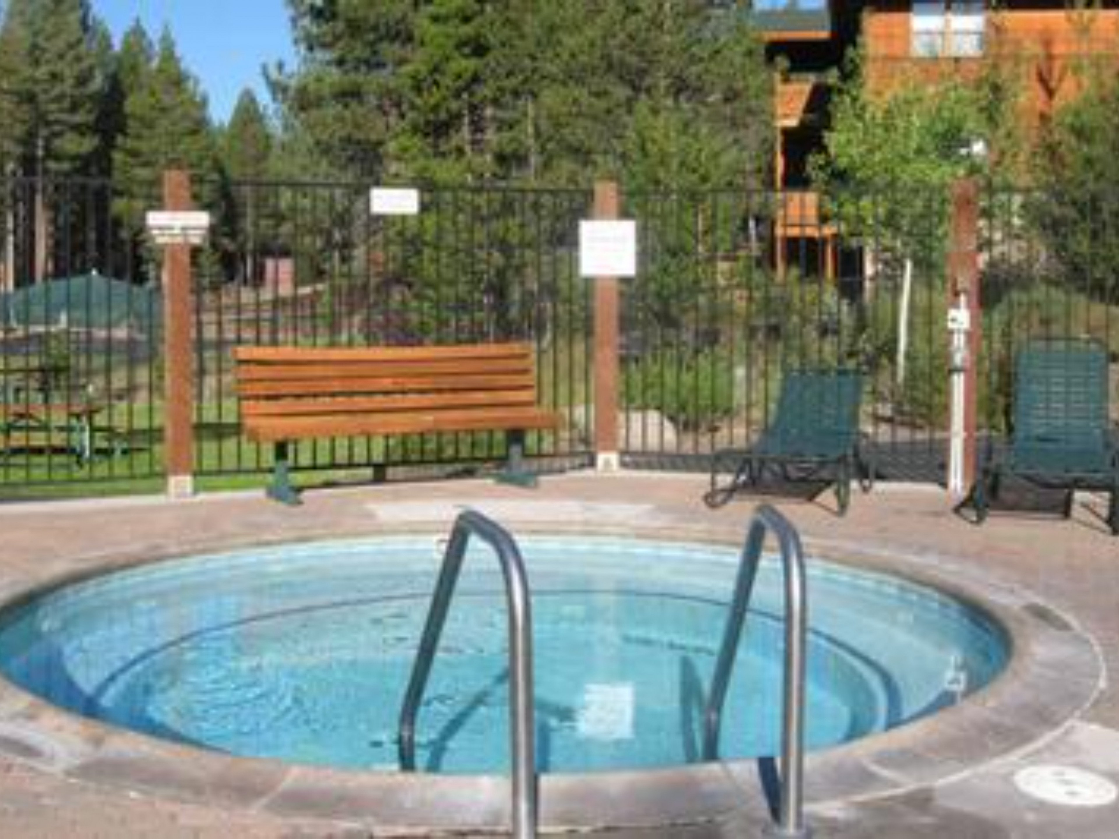 Lake Tahoe 83 Lake Tahoe cabin rentals with hot tubs and pools