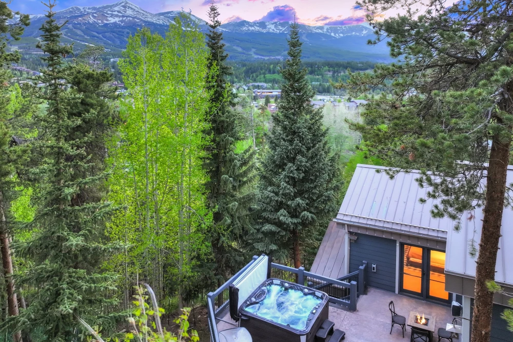 Breckenridge 105