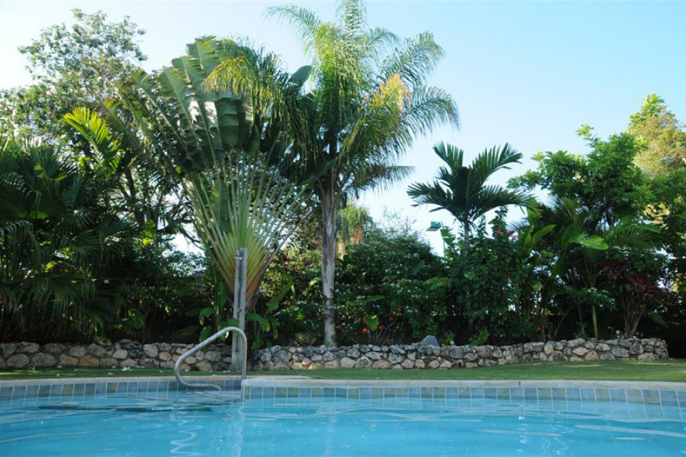 Linga-Awhile Cottage on the Beach