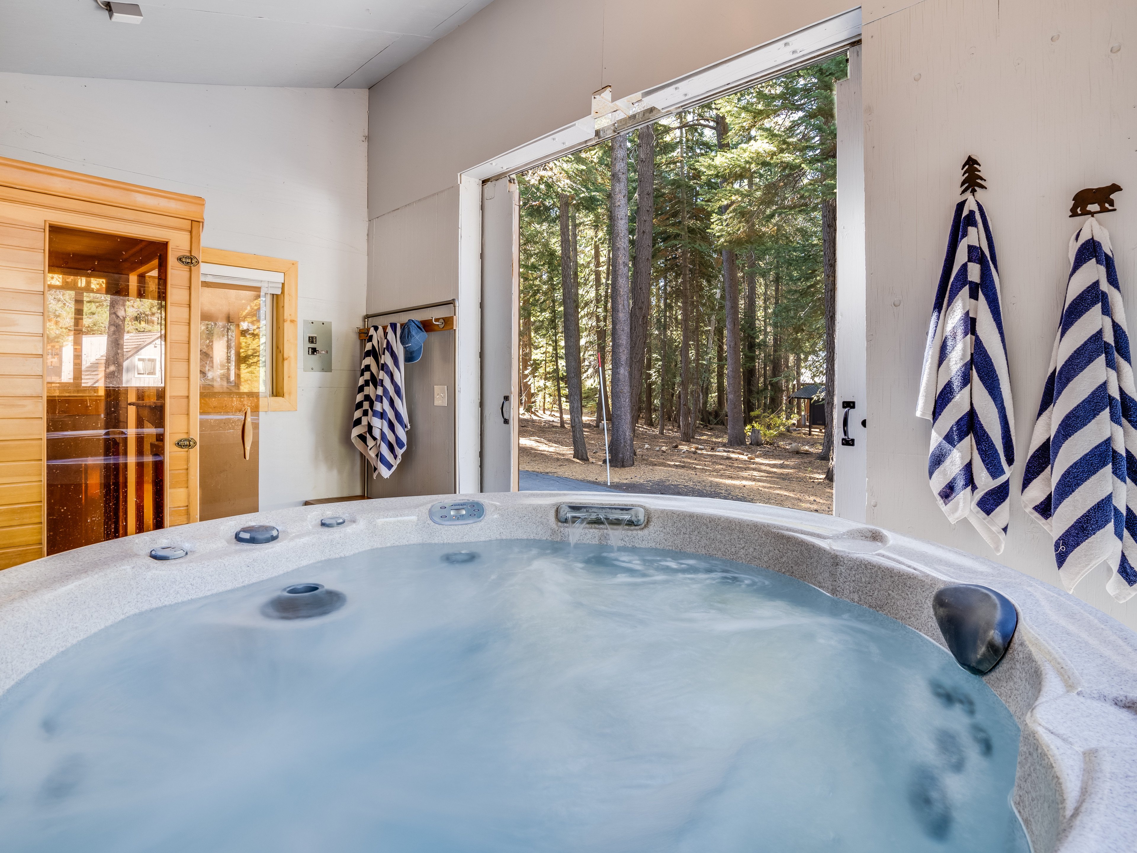 Lake Tahoe 87 Lake Tahoe cabin rentals with hot tubs and pools